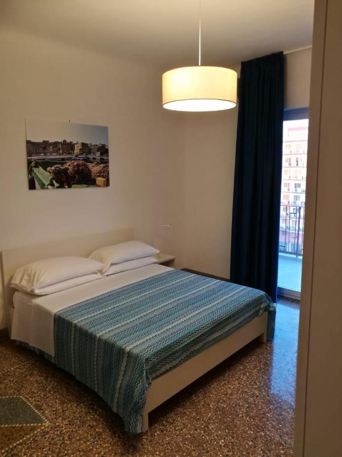 Settimo Sole Affitta Camere Таранто Экстерьер фото